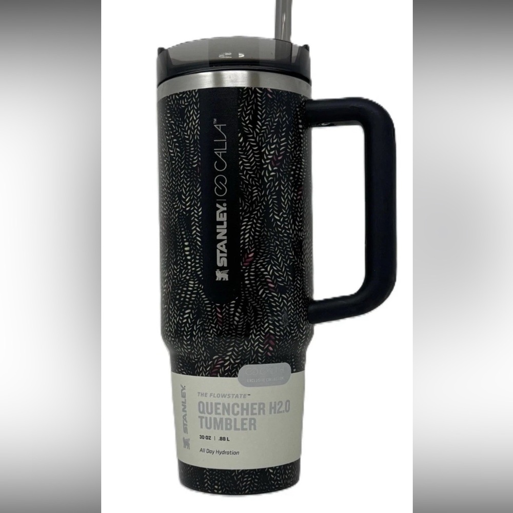 Stanley x Calia 30oz Flowstate Quencher H2.0 Tumbler Skipper Blue